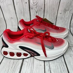 SOLD BRAND NEW Nike Air Max DN SE University Red Size 10 HQ4565-600